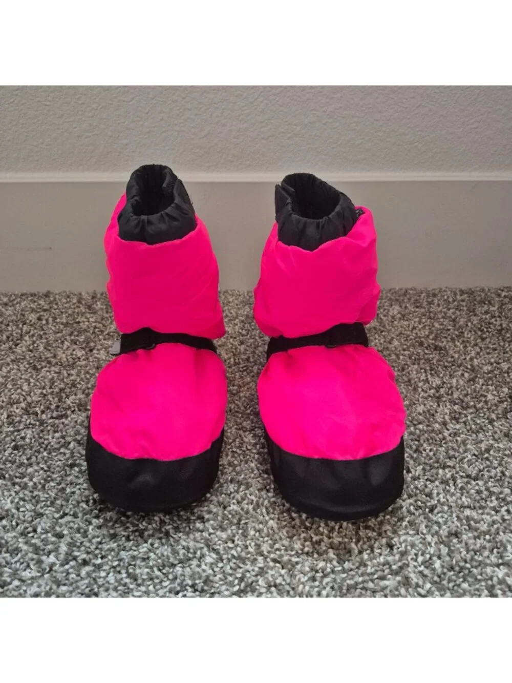 BLOCH Childrens Warm Up Booties Fluorescent Pink Nylon Small Dance